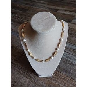 Vintage Avon Necklace